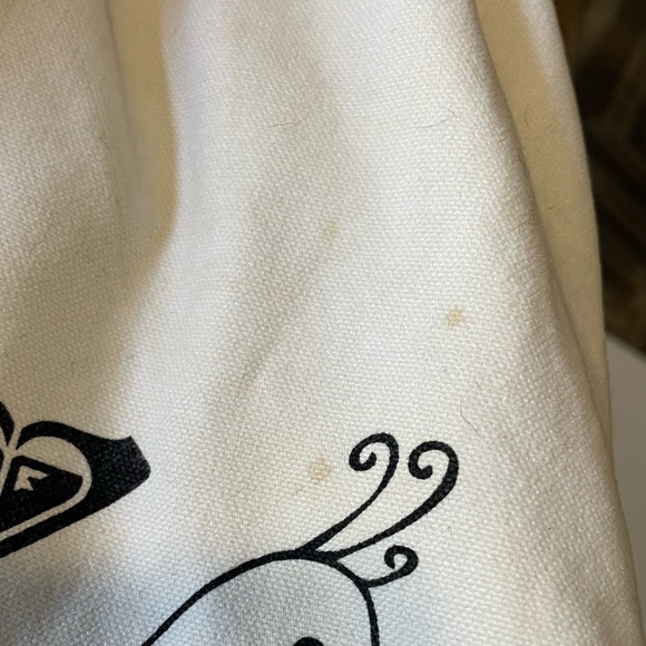 Roxy Zipper Tote - Picture 3 of 9